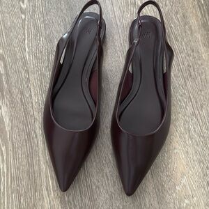 BURGUNDY FLATS - BRAND NEW, NEVER WORN